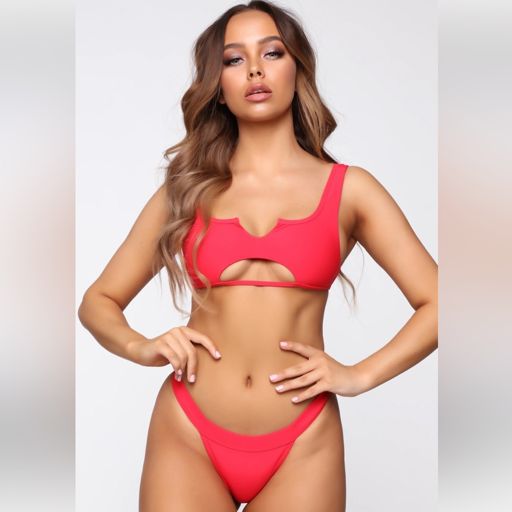 NWT Thong bikini set
